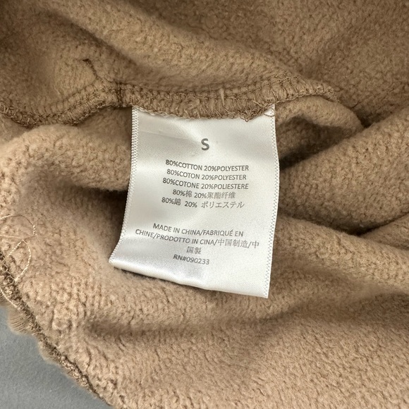 Fear of God Essentials Cream Athletic Shorts - Picture 4 of 7